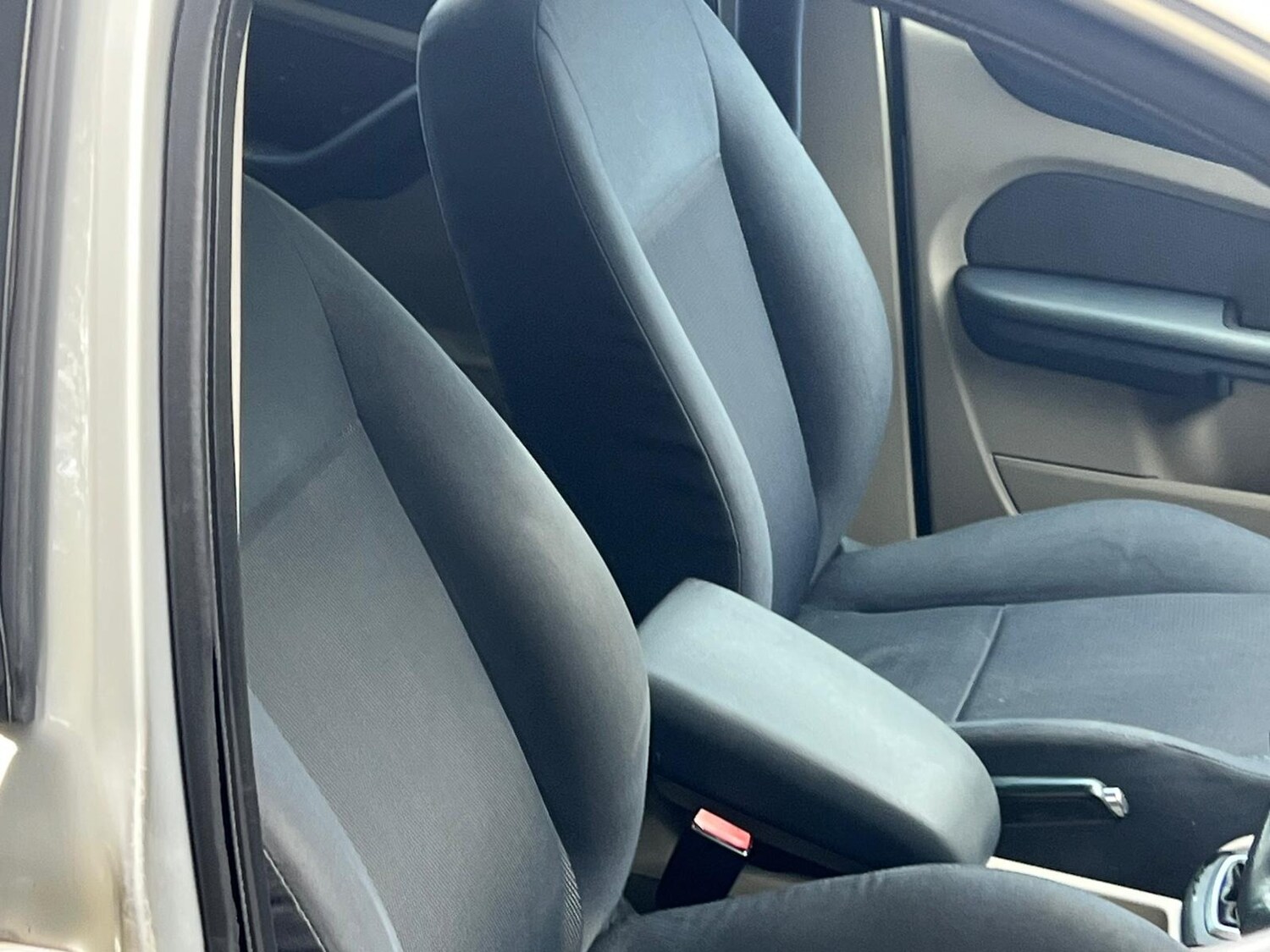 Used Ford Focus 2006 for sale - 76161701: Photo 17