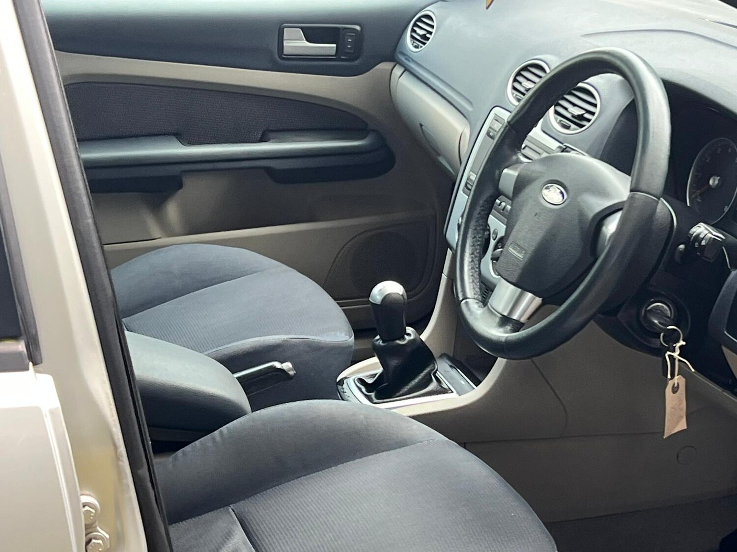 Used Ford Focus 2006 for sale - 76161701: Photo 29