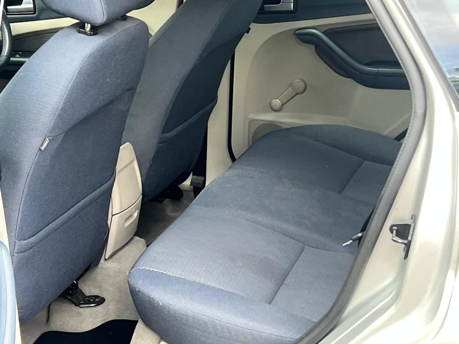 Used Ford Focus 2006 for sale - 76161701: Photo 32