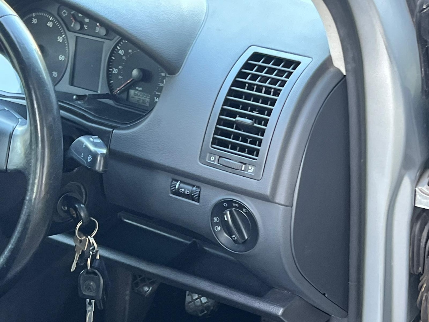 Used Volkswagen Polo 2009 for sale - 76244711: Photo 25