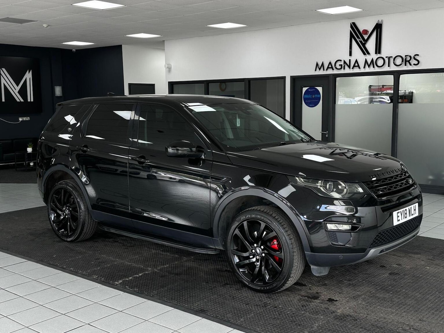 Used Land Rover Discovery Sport 2018 for sale - 76656244: Photo 1