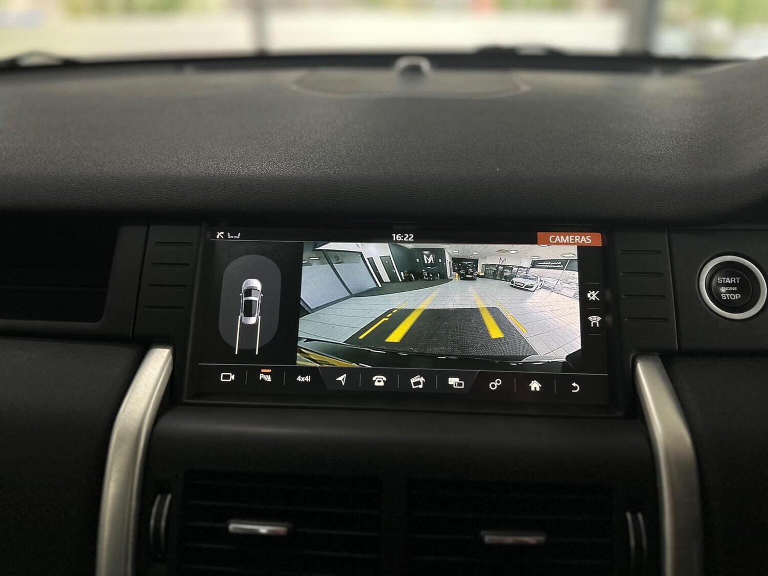 Used Land Rover Discovery Sport 2018 for sale - 76656244: Photo 33