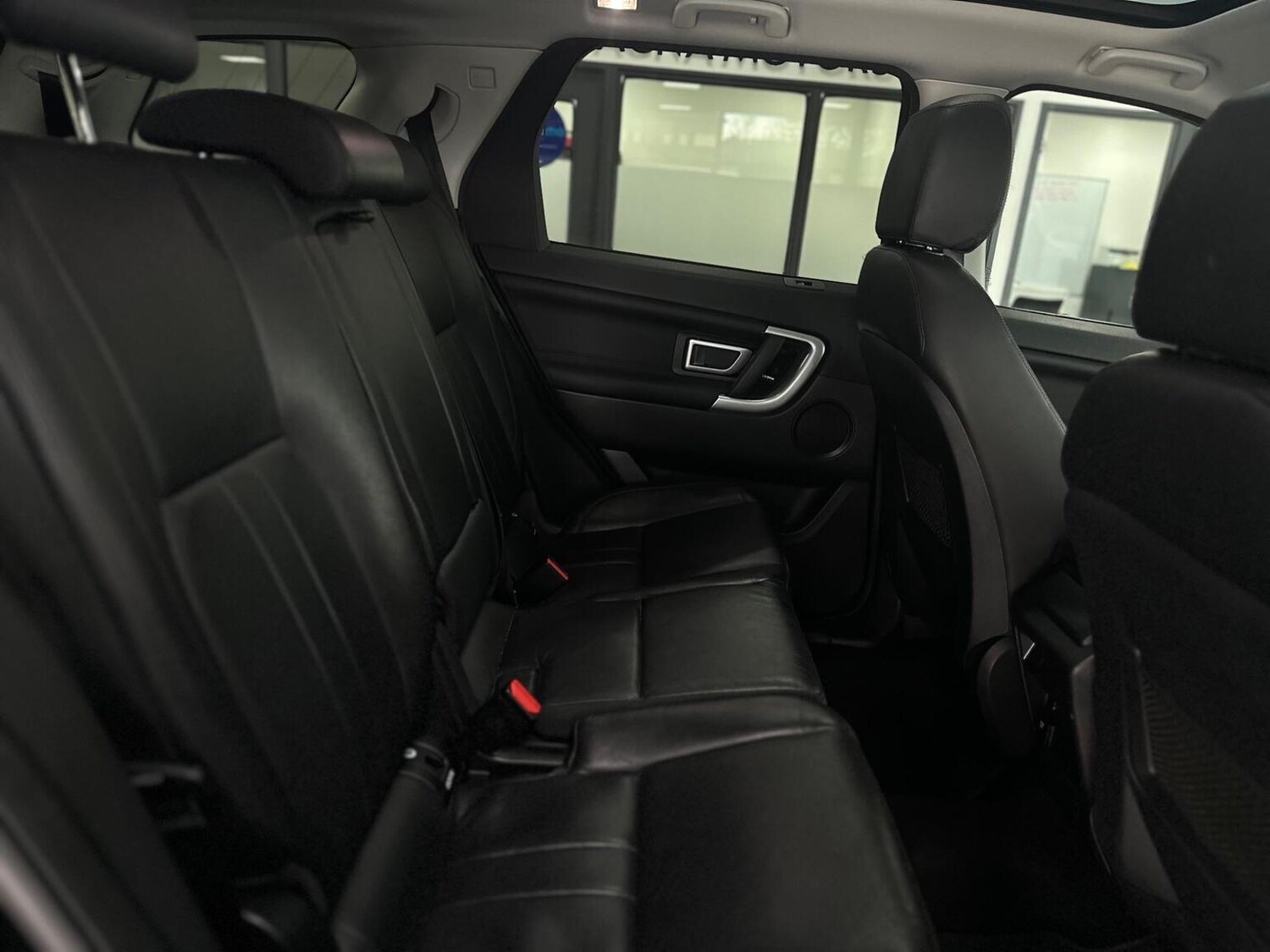 Used Land Rover Discovery Sport 2018 for sale - 76656244: Photo 38