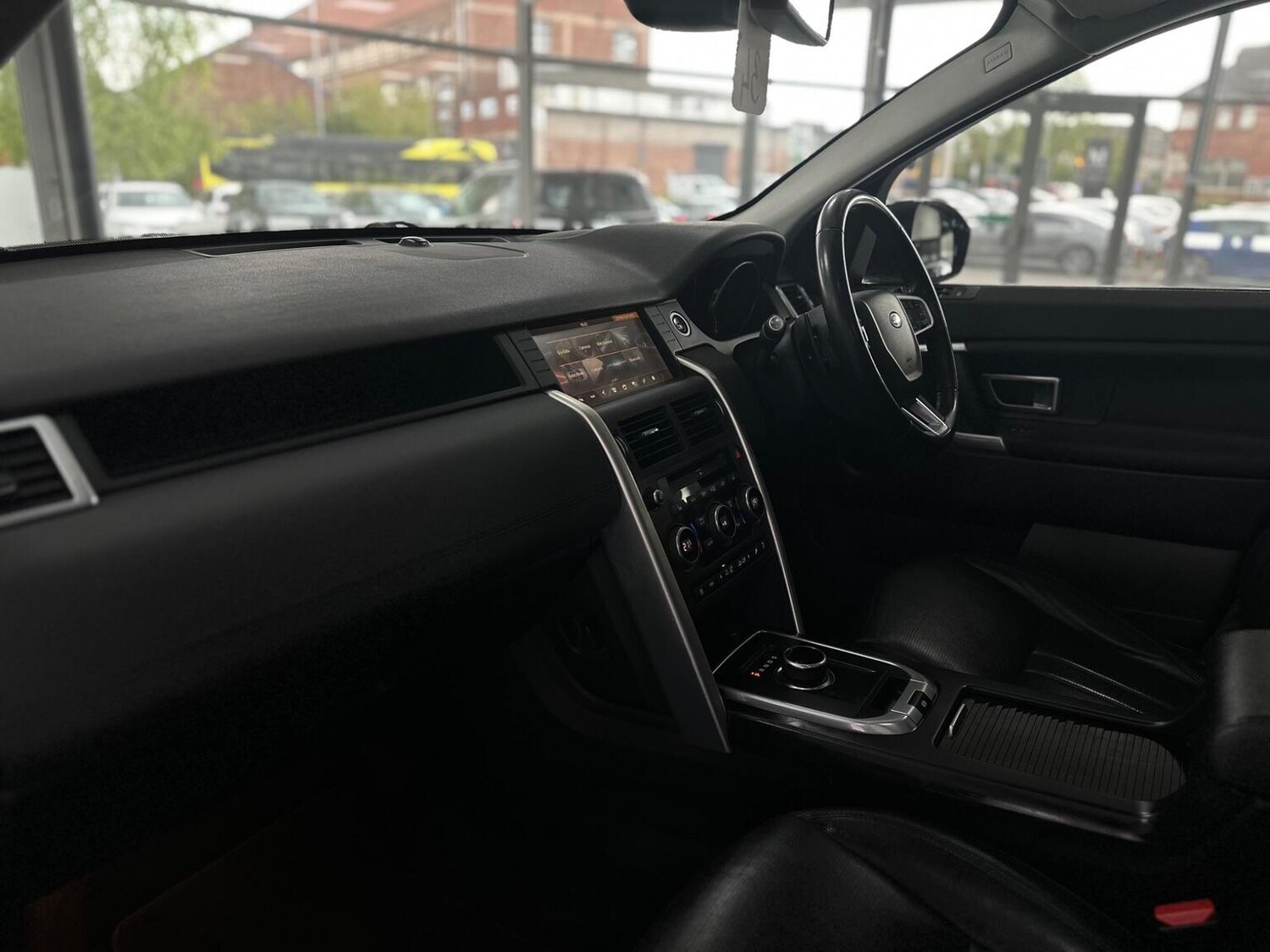 Used Land Rover Discovery Sport 2018 for sale - 76656244: Photo 44