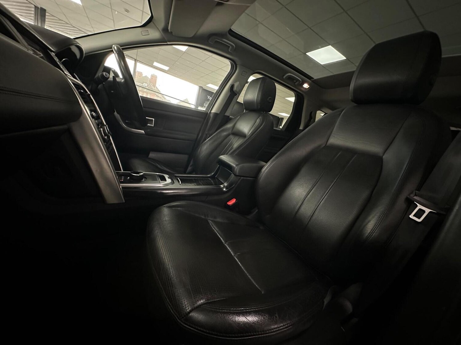 Used Land Rover Discovery Sport 2018 for sale - 76656244: Photo 46