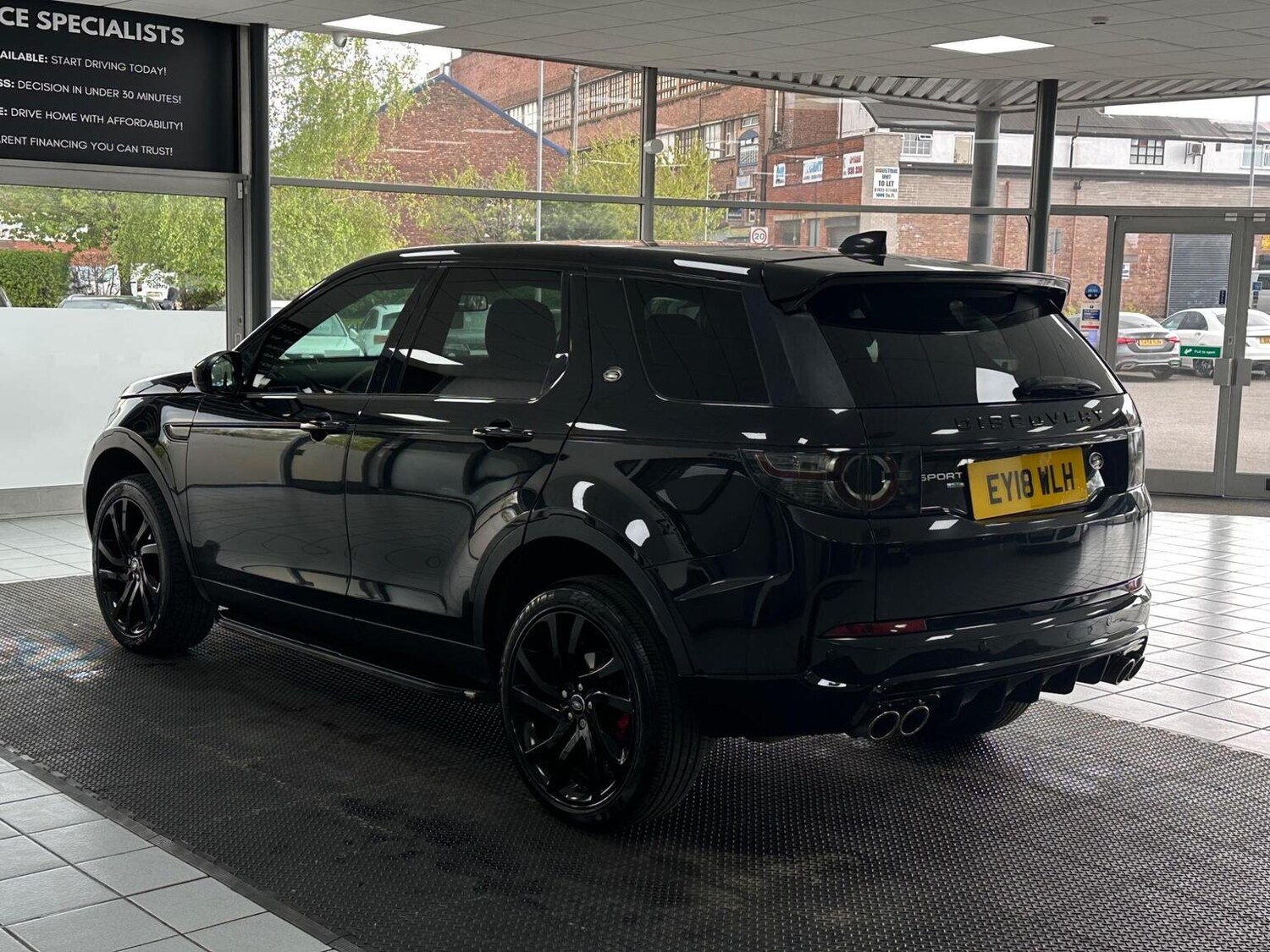 Used Land Rover Discovery Sport 2018 for sale - 76656244: Photo 9