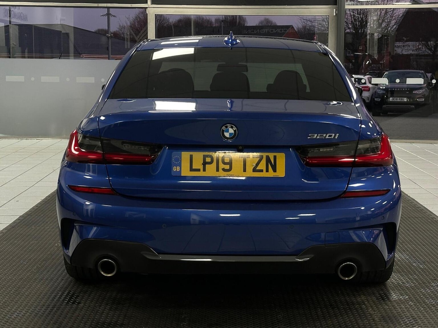 Used BMW 3 Series 2019 for sale - 76777045: Photo 11