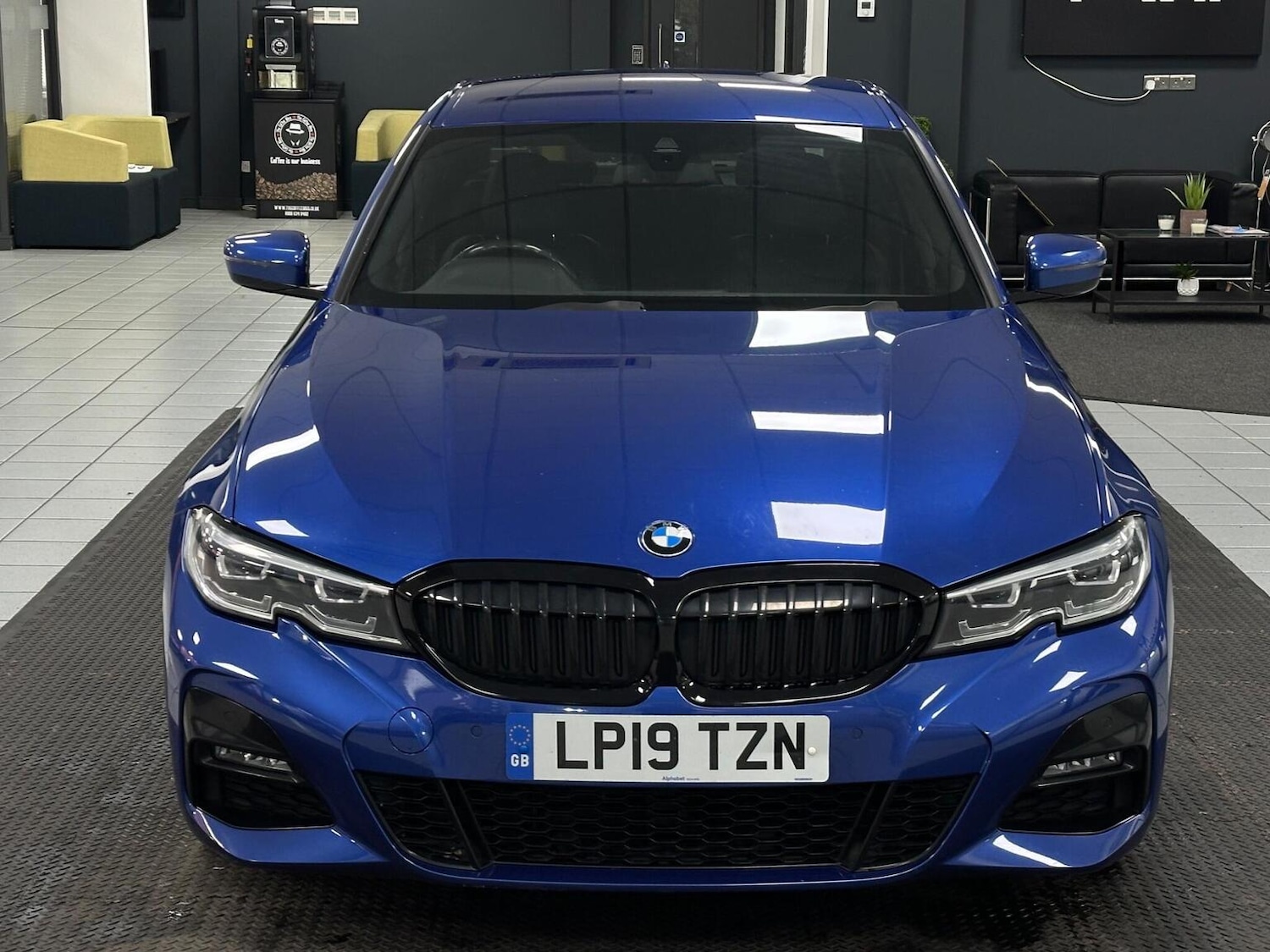 Used BMW 3 Series 2019 for sale - 76777045: Photo 4