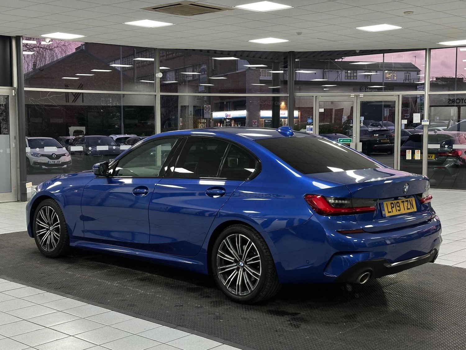 Used BMW 3 Series 2019 for sale - 76777045: Photo 9