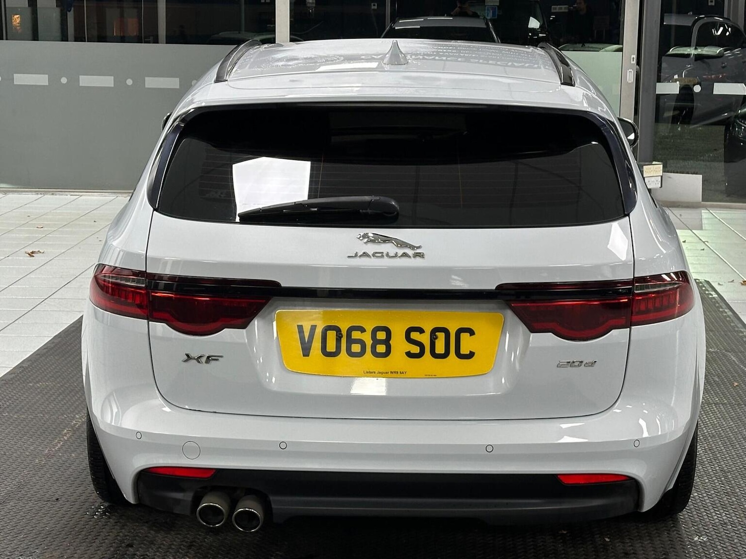 Used Jaguar XF 2018 for sale - 76655983: Photo 12