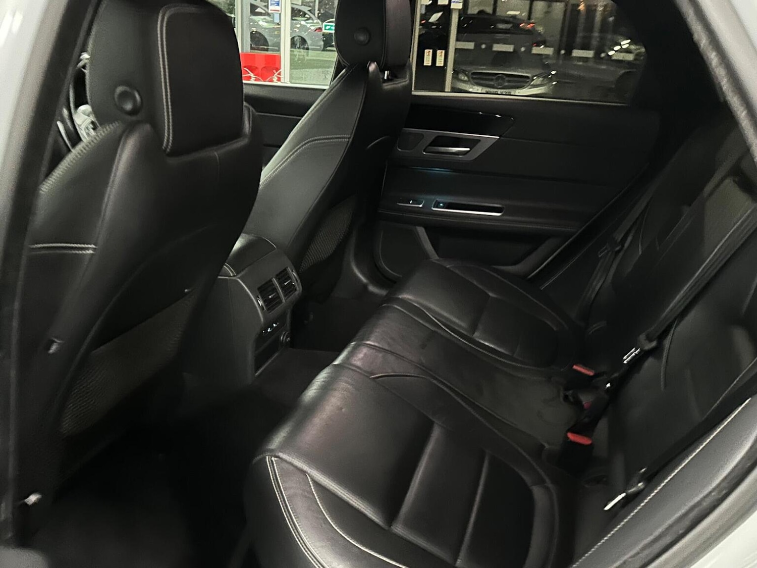 Used Jaguar XF 2018 for sale - 76655983: Photo 36