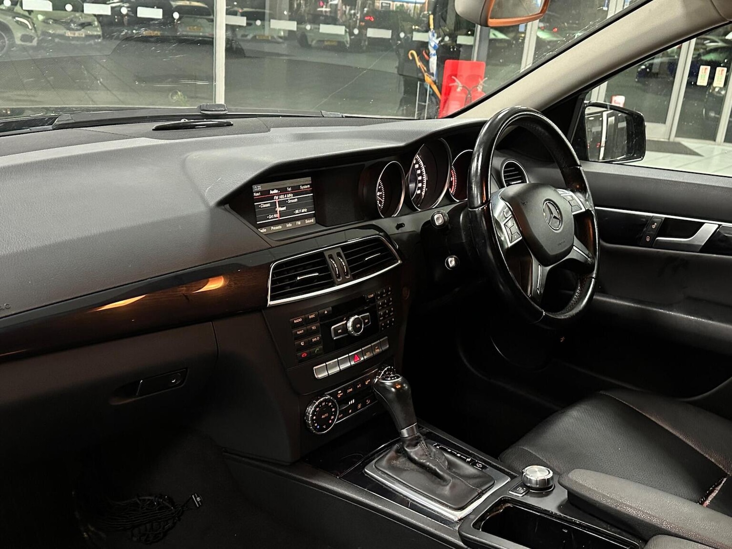 Used Mercedes-Benz C Class 2013 for sale - 76807241: Photo 30