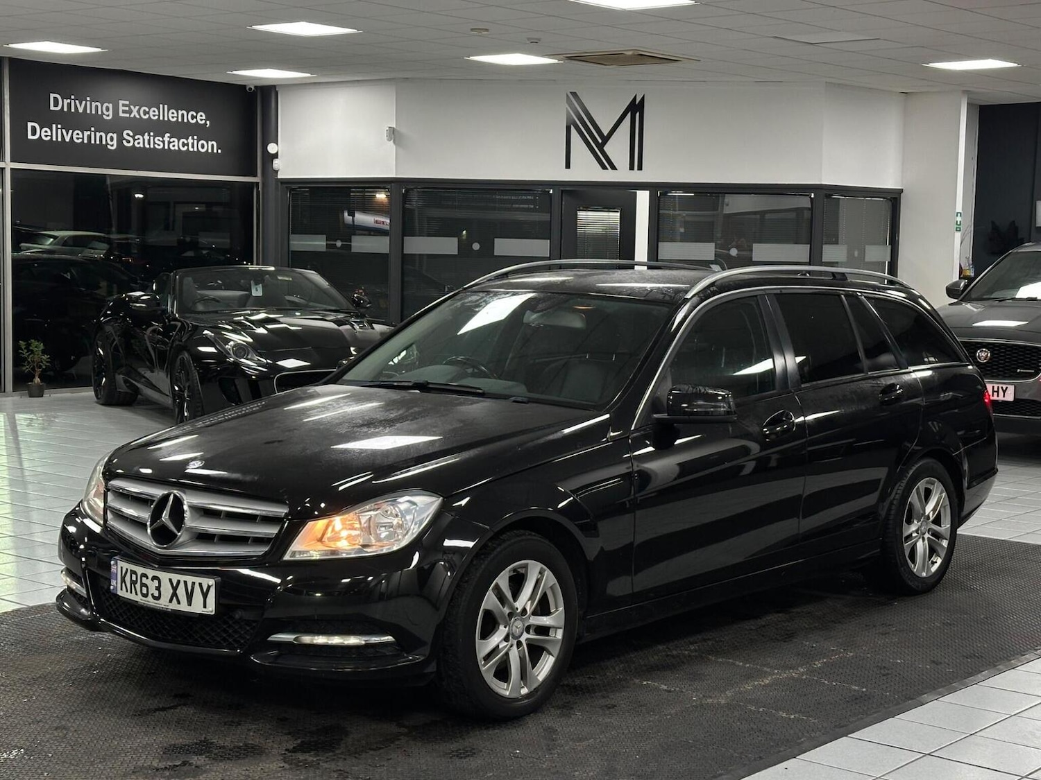 Used Mercedes-Benz C Class 2013 for sale - 76807241: Photo 6