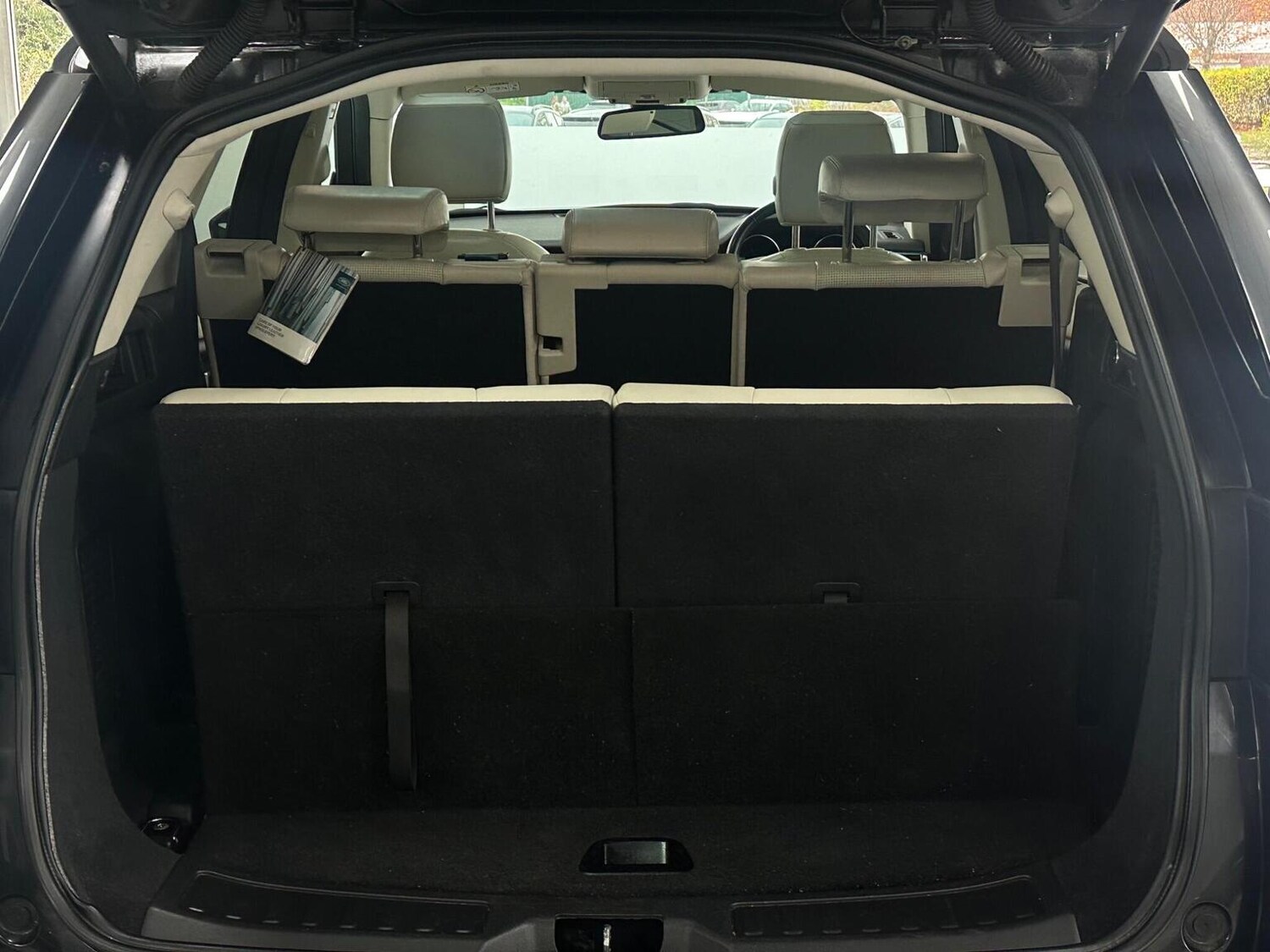 Used Land Rover Discovery Sport 2018 for sale - 76656231: Photo 12