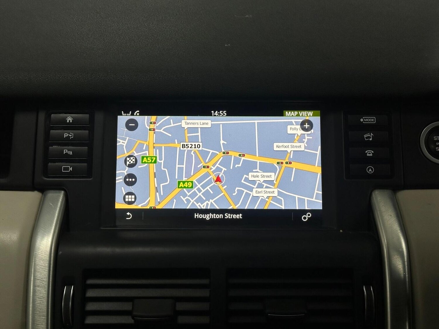 Used Land Rover Discovery Sport 2018 for sale - 76656231: Photo 29