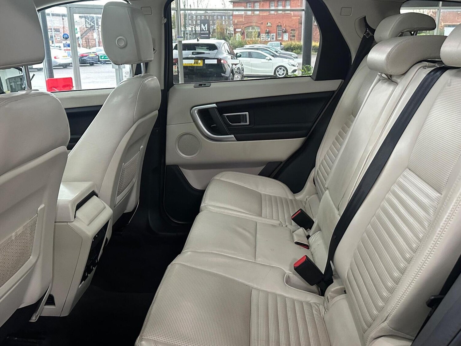 Used Land Rover Discovery Sport 2018 for sale - 76656231: Photo 35