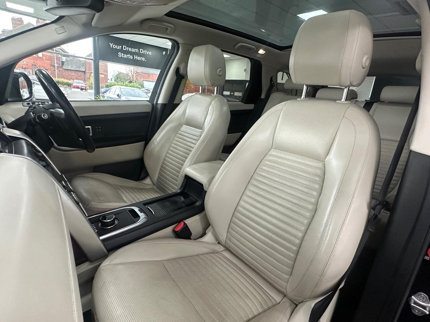 Used Land Rover Discovery Sport 2018 for sale - 76656231: Photo 39