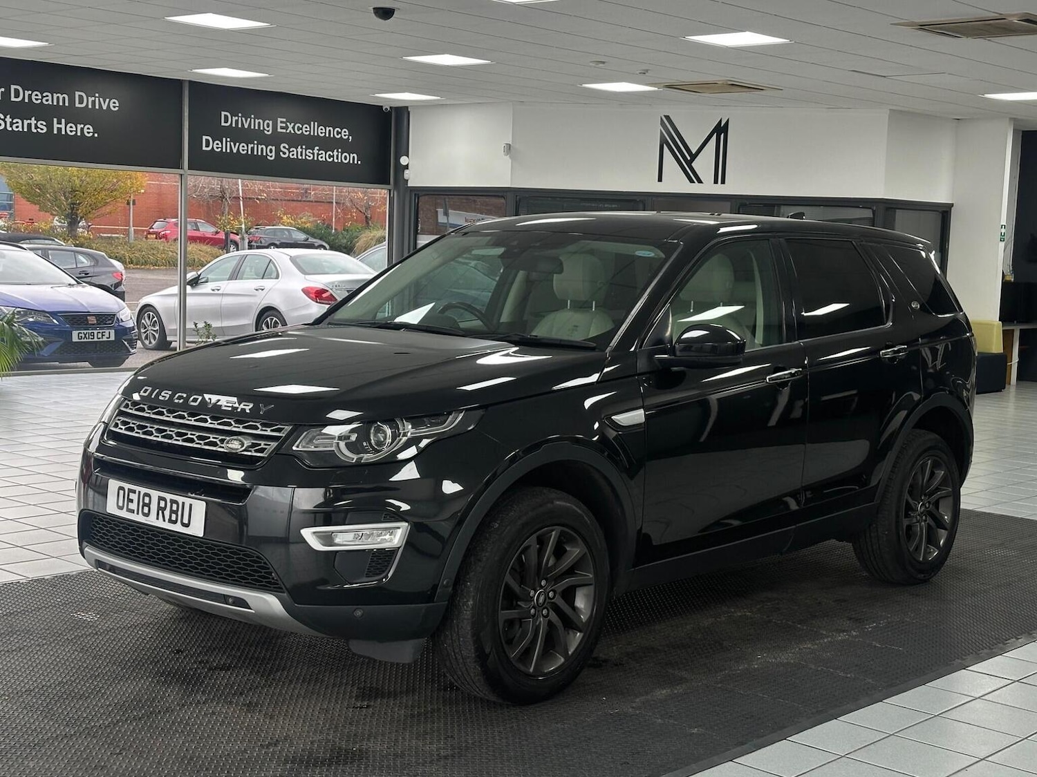 Used Land Rover Discovery Sport 2018 for sale - 76656231: Photo 5