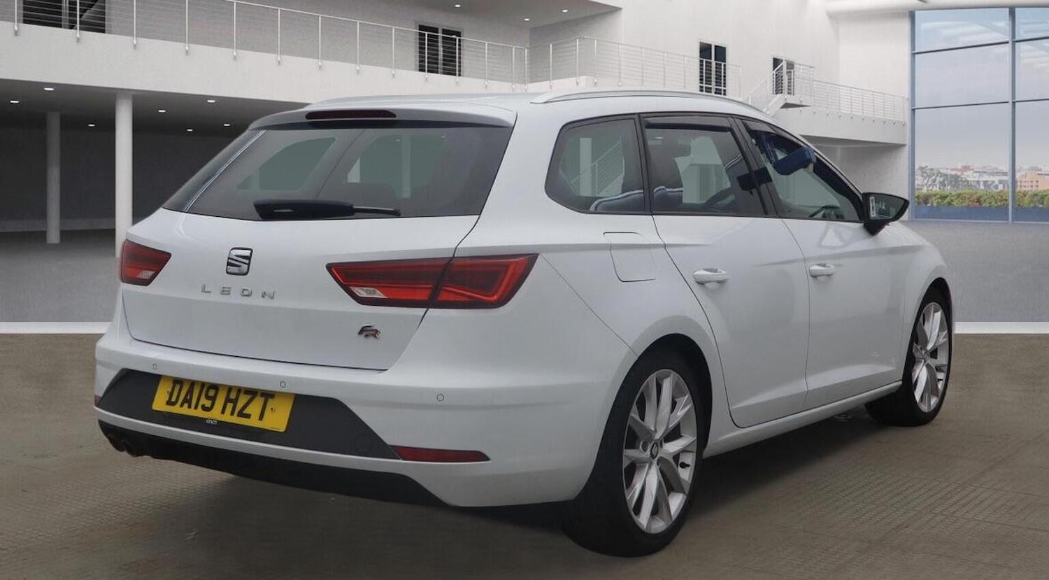 Used SEAT Leon 2019 for sale - 77251224: Photo 4