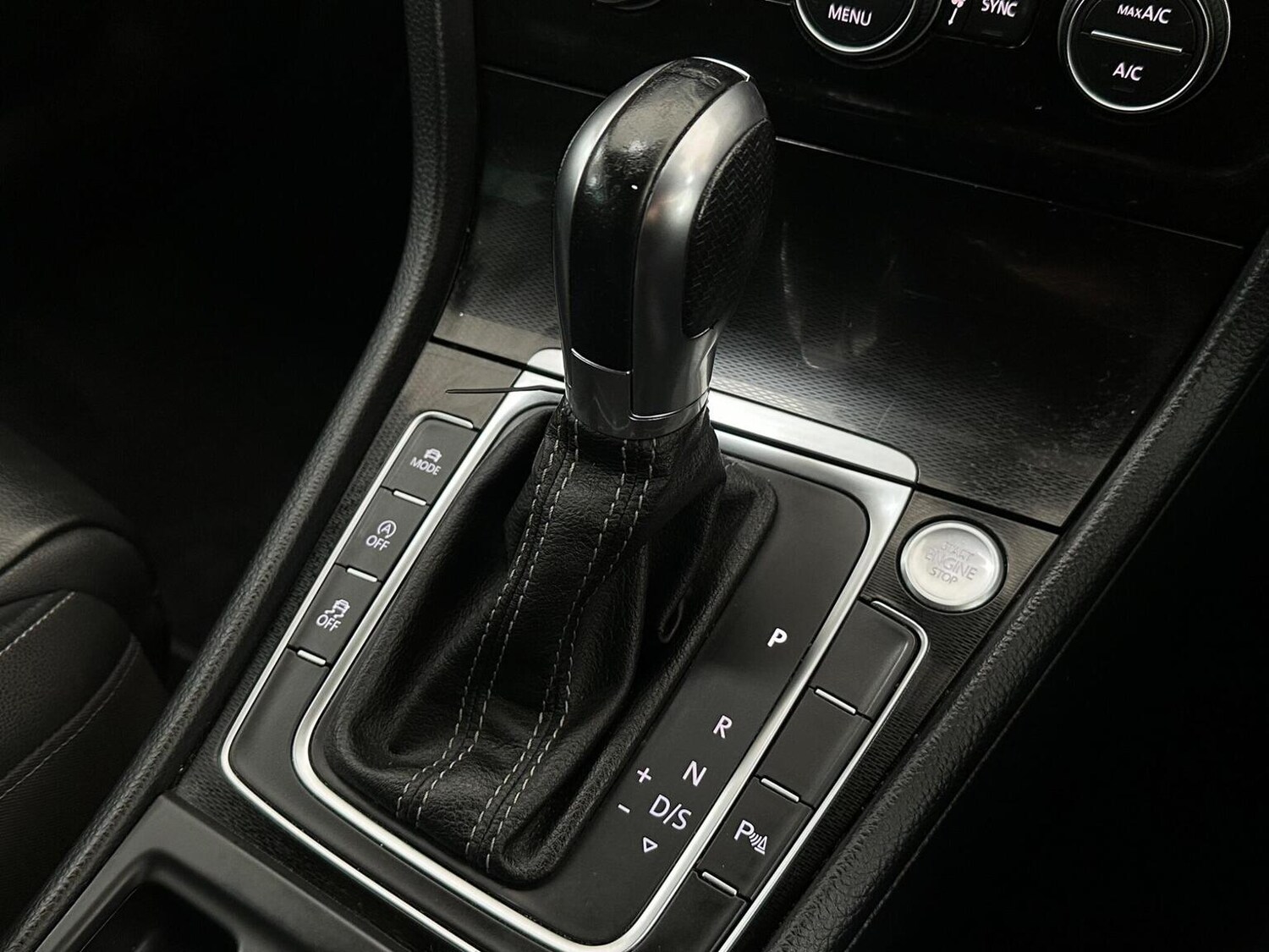 Used Volkswagen Golf 2016 for sale - 76656032: Photo 22