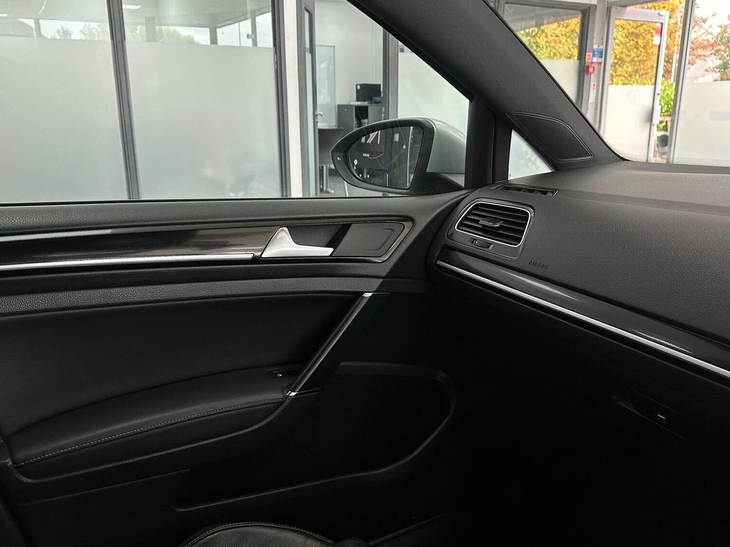 Used Volkswagen Golf 2016 for sale - 76656032: Photo 29