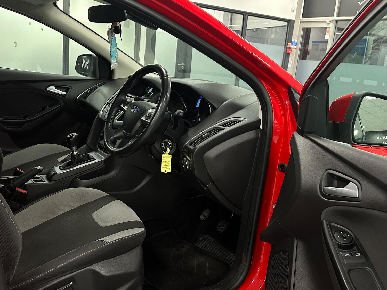 Used Ford Focus 2014 for sale - 77053723: Photo 19