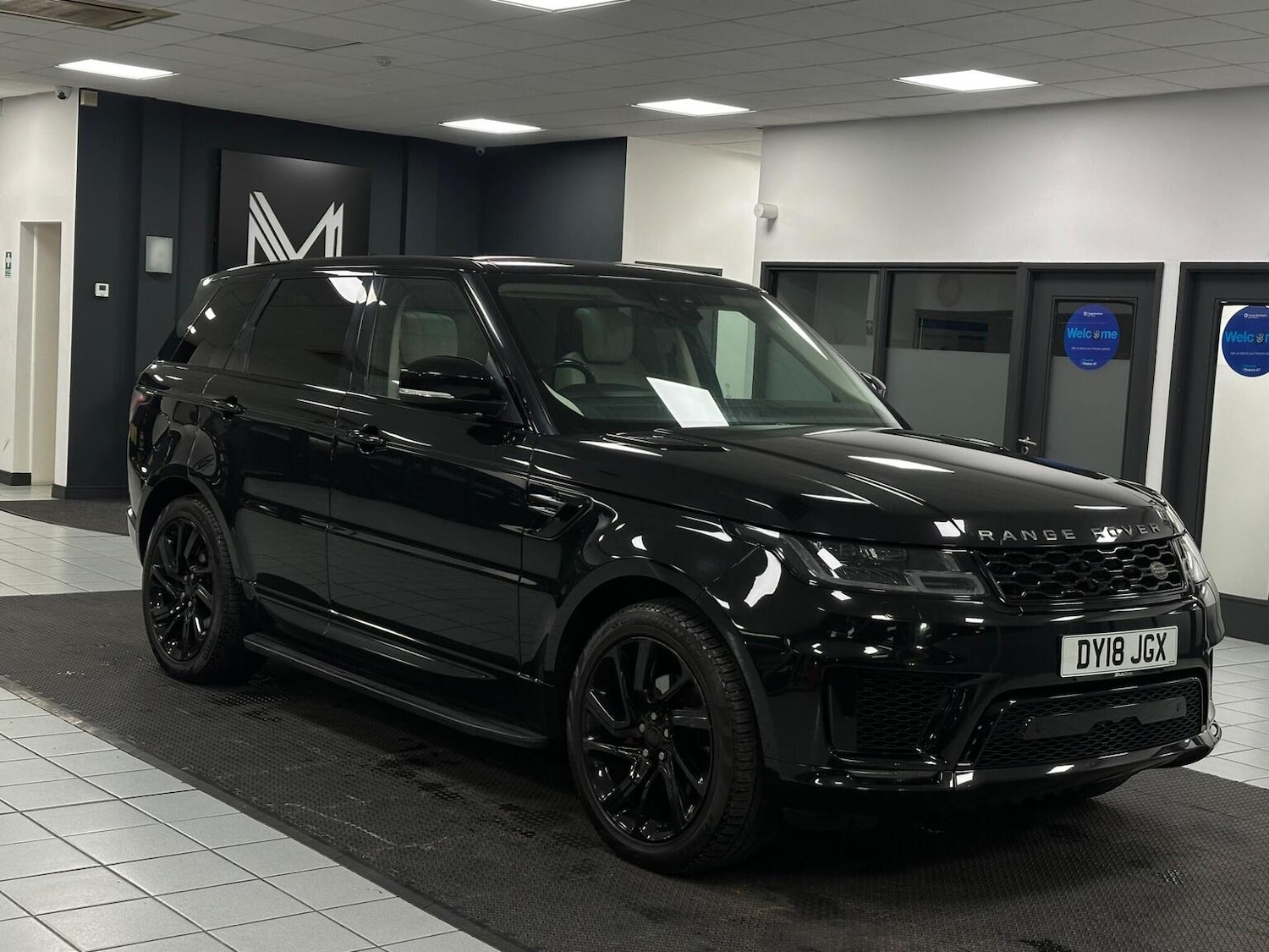 Used Land Rover Range Rover Sport 2018 for sale - 76655990: Photo 1