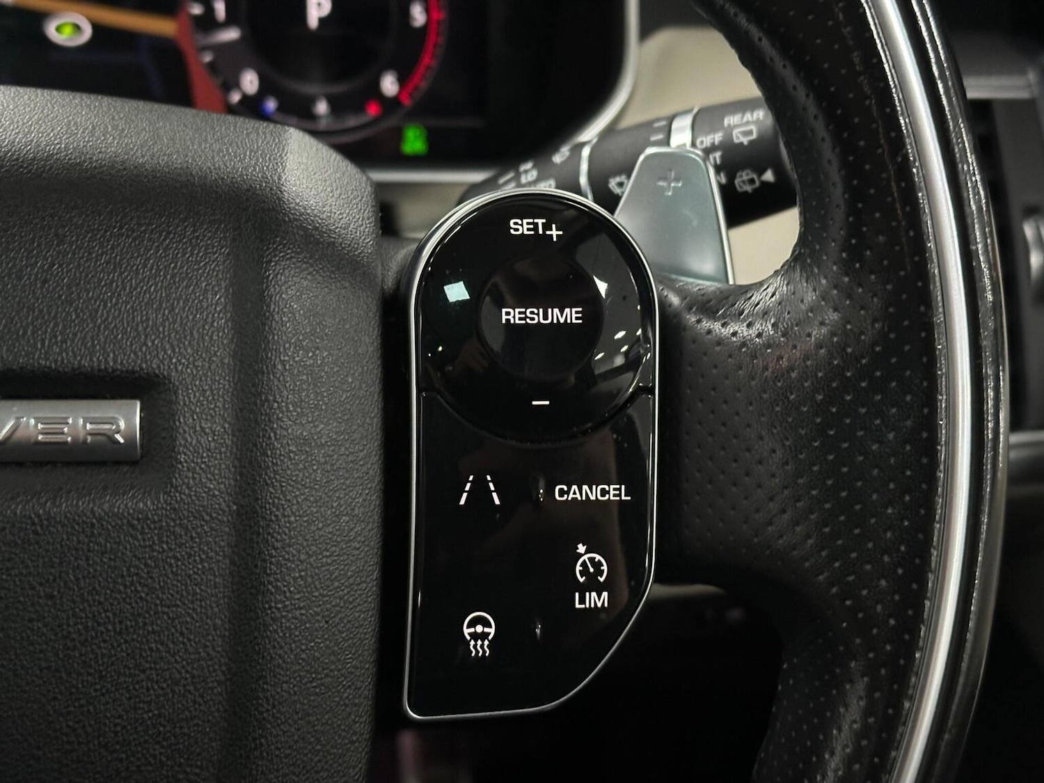 Used Land Rover Range Rover Sport 2018 for sale - 76655990: Photo 26