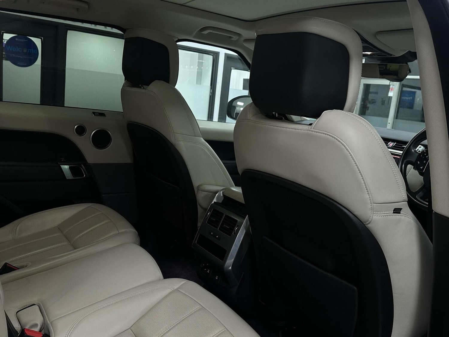 Used Land Rover Range Rover Sport 2018 for sale - 76655990: Photo 32