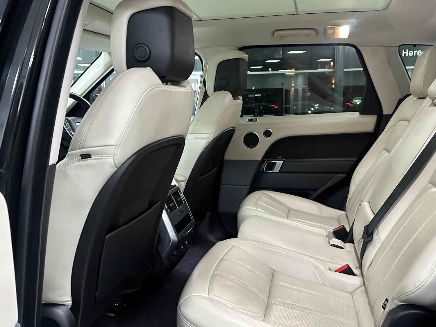 Used Land Rover Range Rover Sport 2018 for sale - 76655990: Photo 36