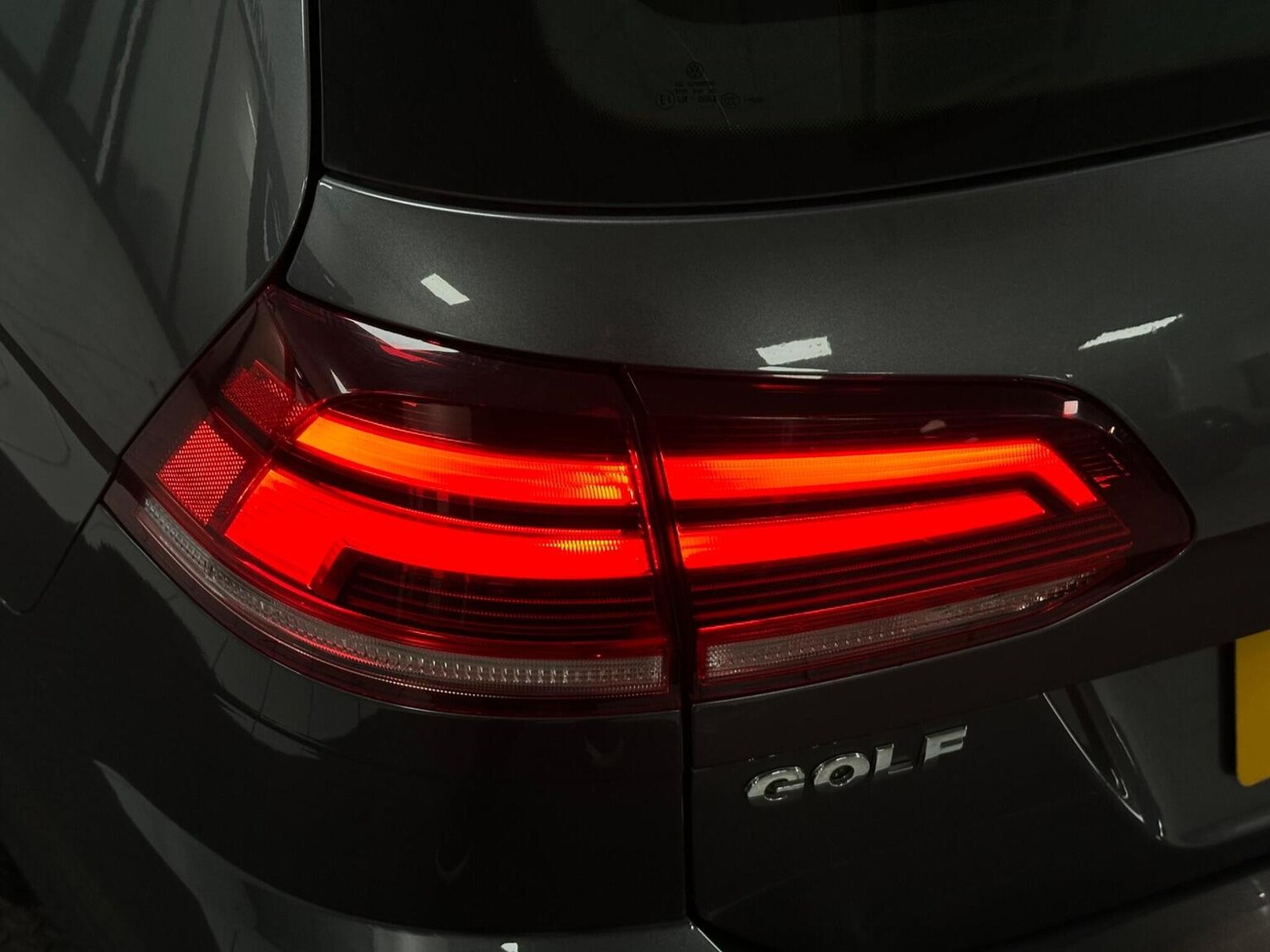 Used Volkswagen Golf 2017 for sale - 76656128: Photo 36