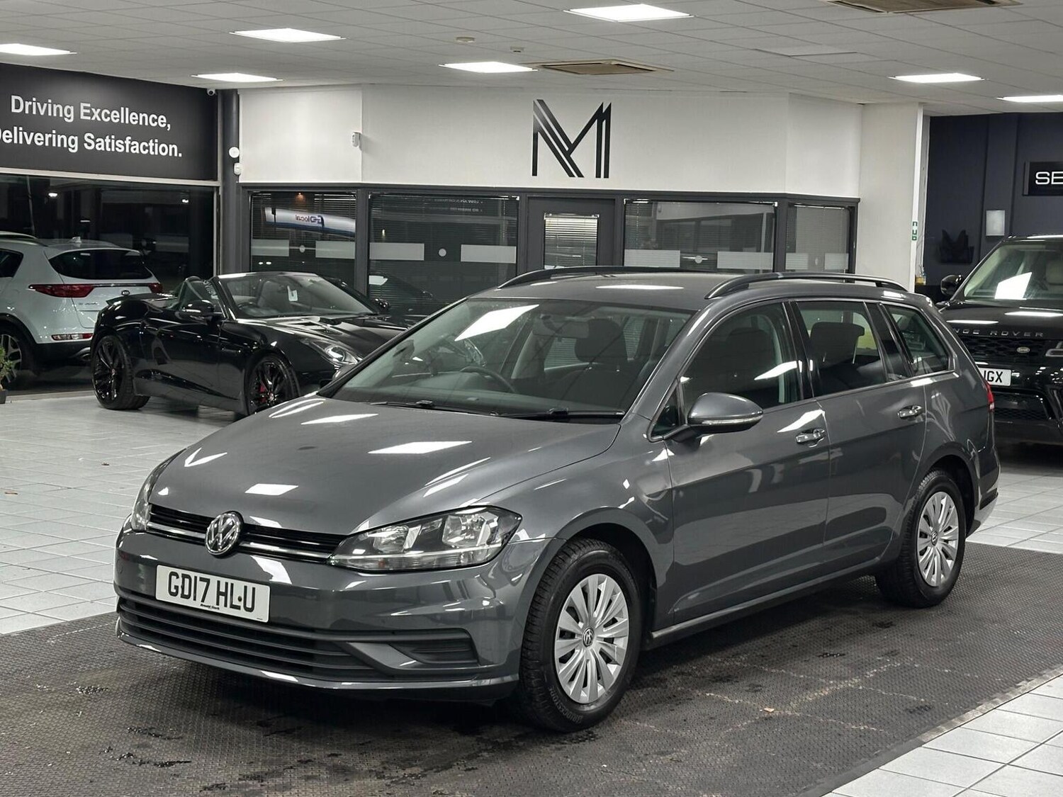 Used Volkswagen Golf 2017 for sale - 76656128: Photo 7