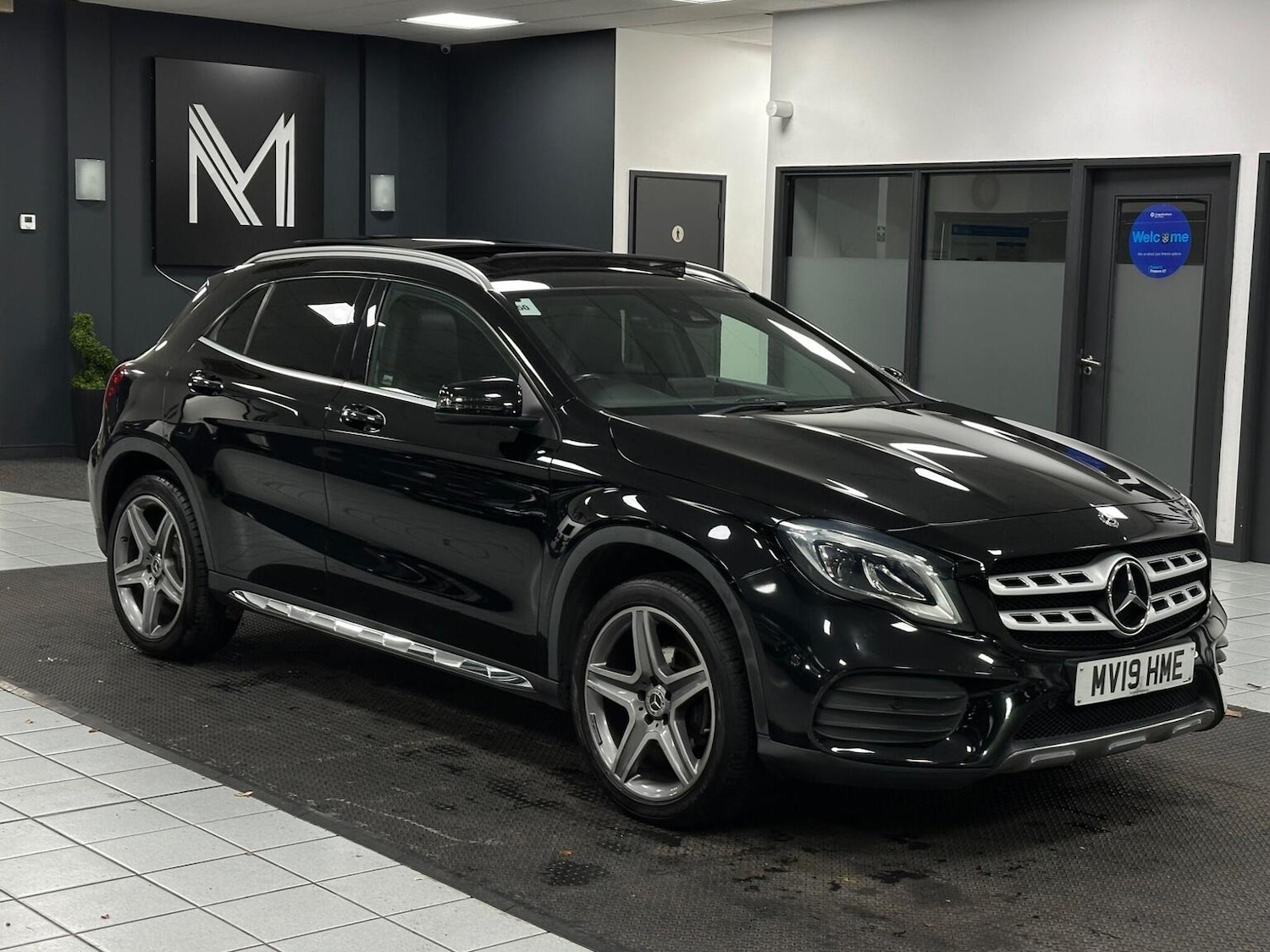 Used Mercedes-Benz GLA 2019 for sale - 76741321: Photo 1