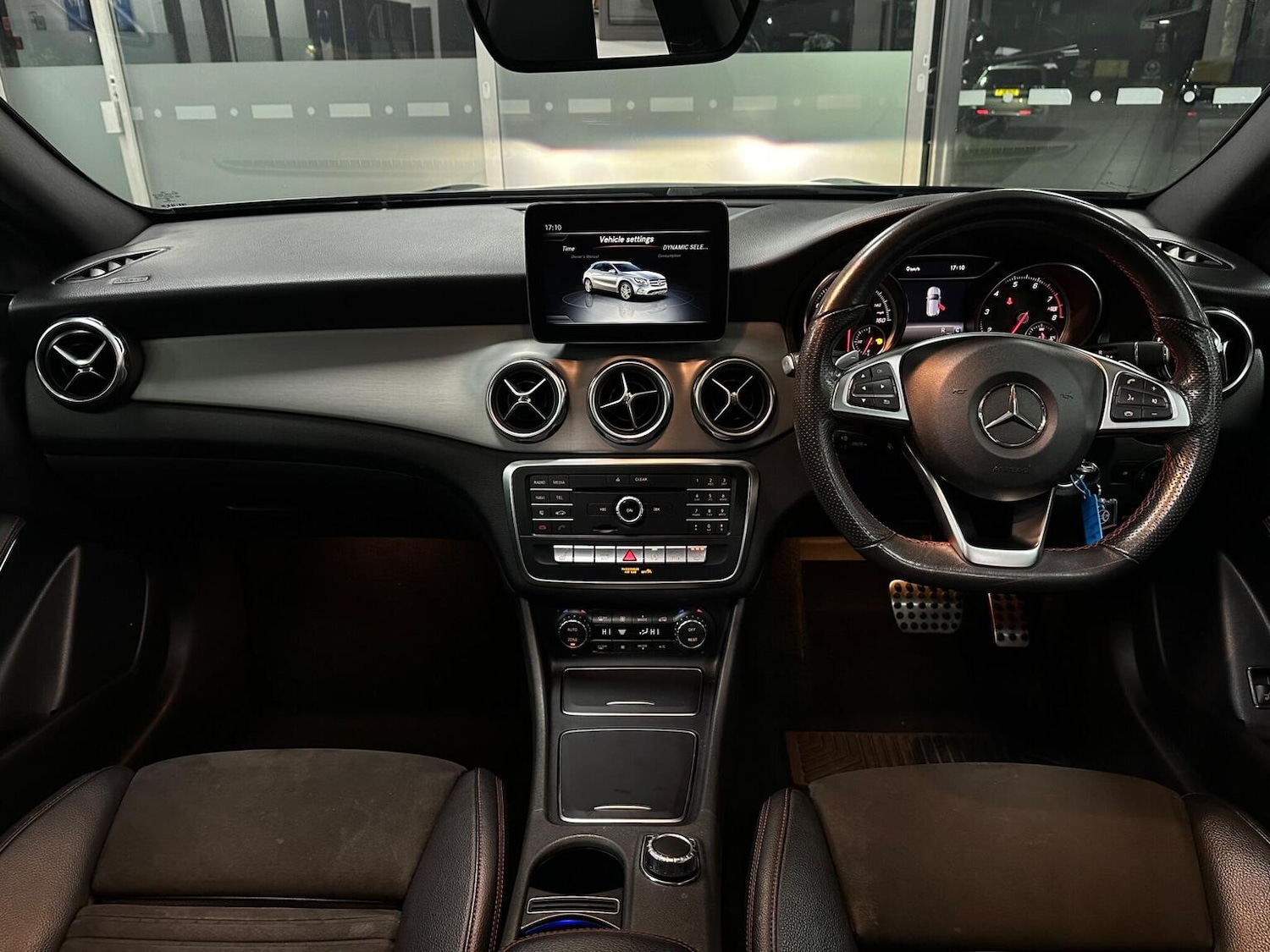 Used Mercedes-Benz GLA 2019 for sale - 76741321: Photo 16