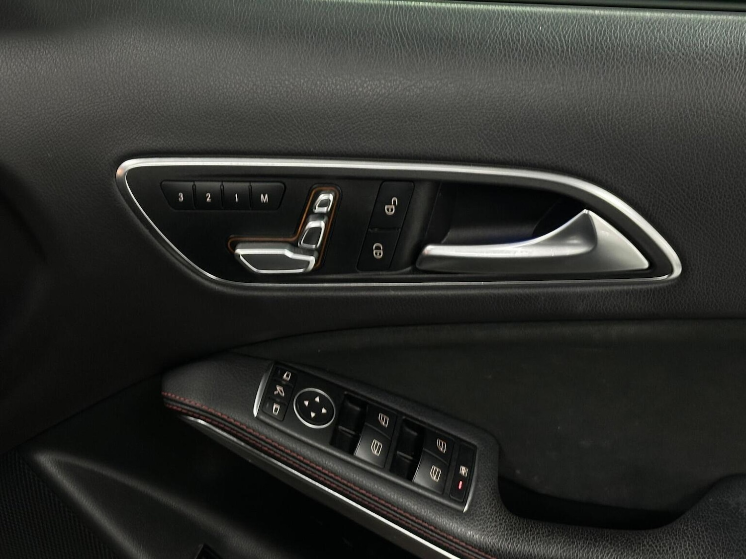 Used Mercedes-Benz GLA 2019 for sale - 76741321: Photo 19