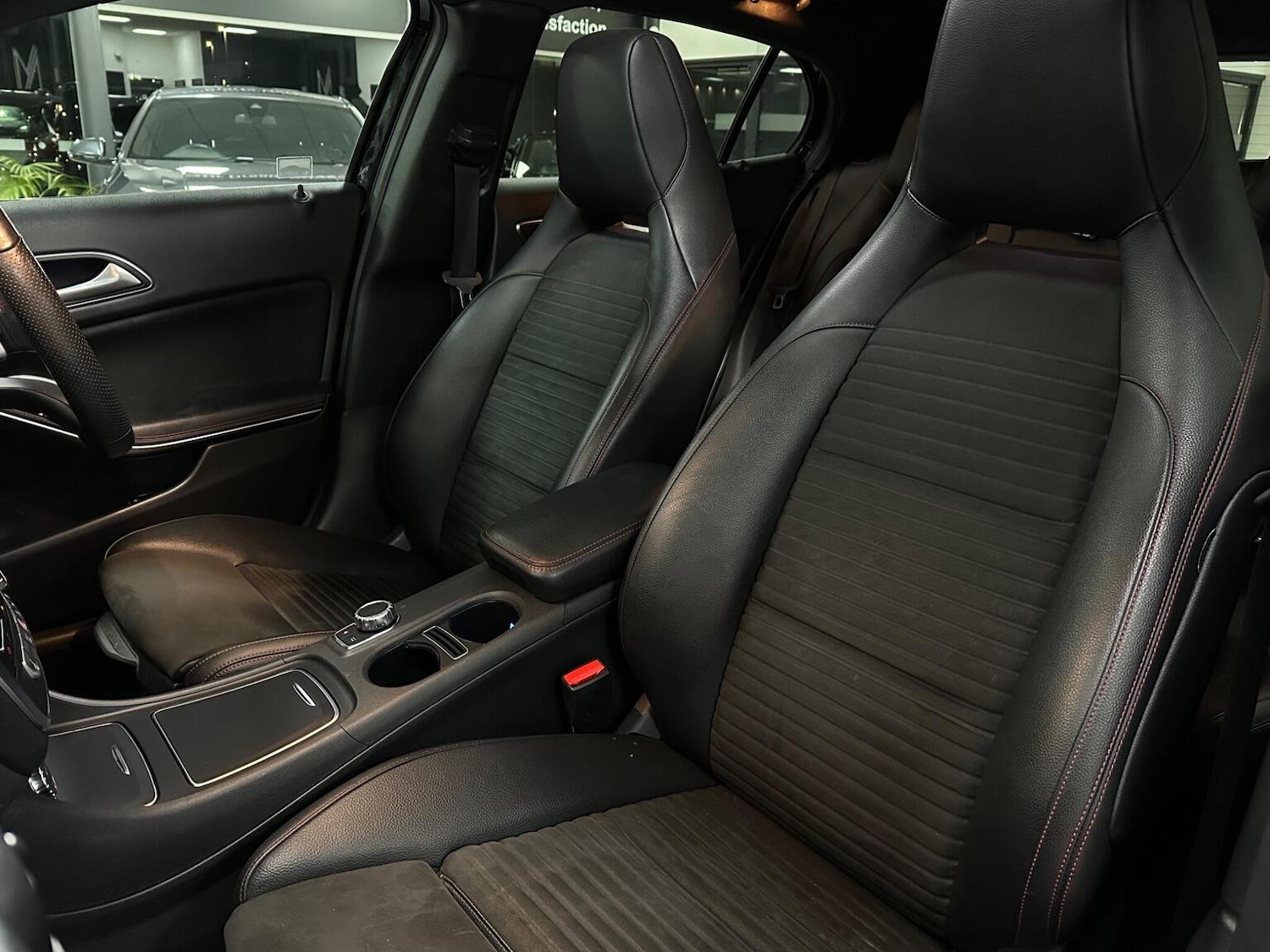 Used Mercedes-Benz GLA 2019 for sale - 76741321: Photo 40