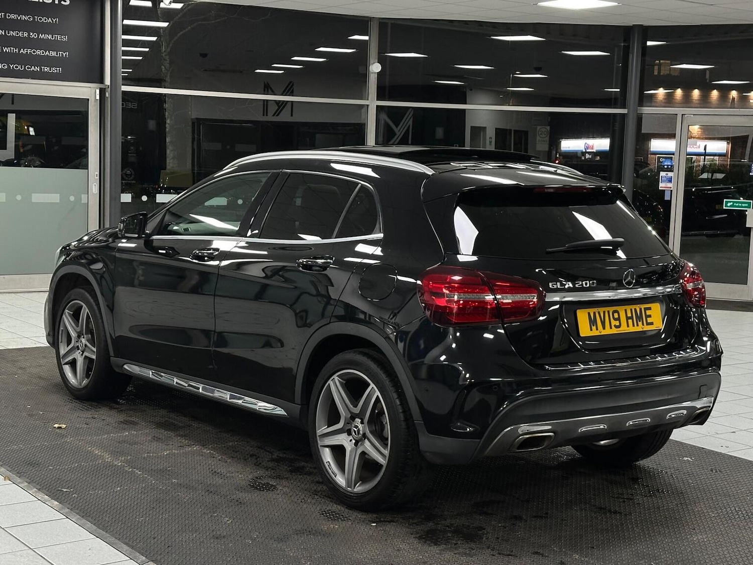 Used Mercedes-Benz GLA 2019 for sale - 76741321: Photo 9