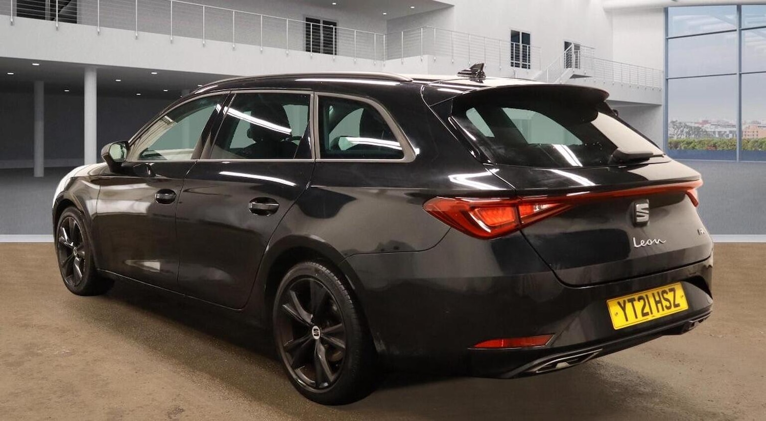 Used SEAT Leon 2021 for sale - 77173142: Photo 3