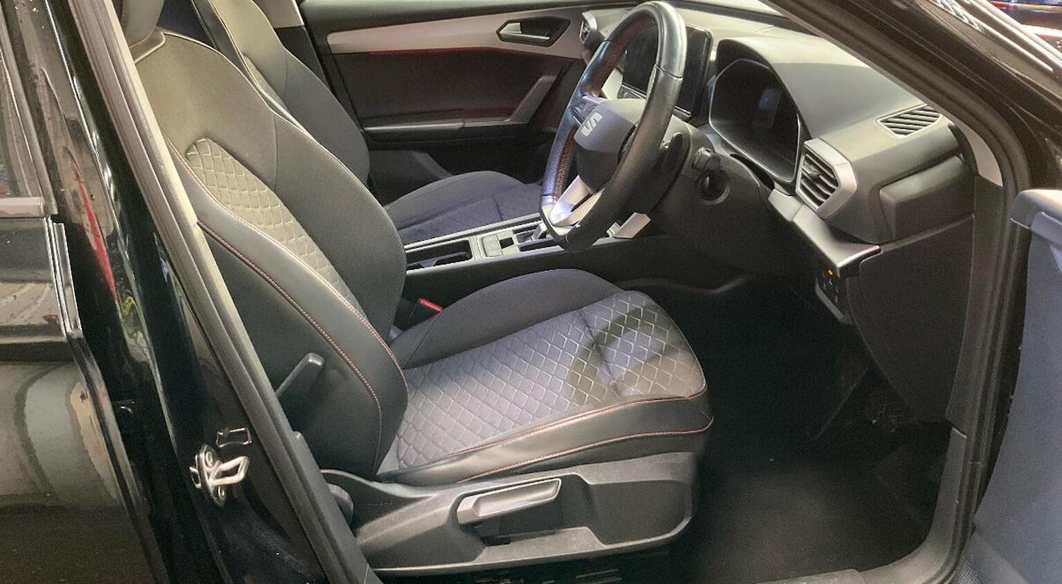 Used SEAT Leon 2021 for sale - 77173142: Photo 6