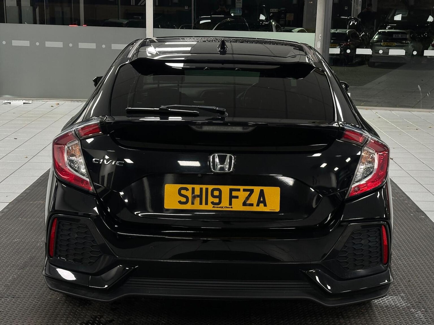 Used Honda Civic 2019 for sale - 76656059: Photo 11