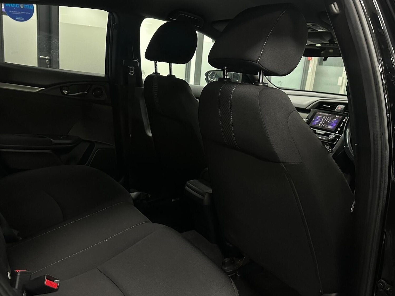 Used Honda Civic 2019 for sale - 76656059: Photo 31