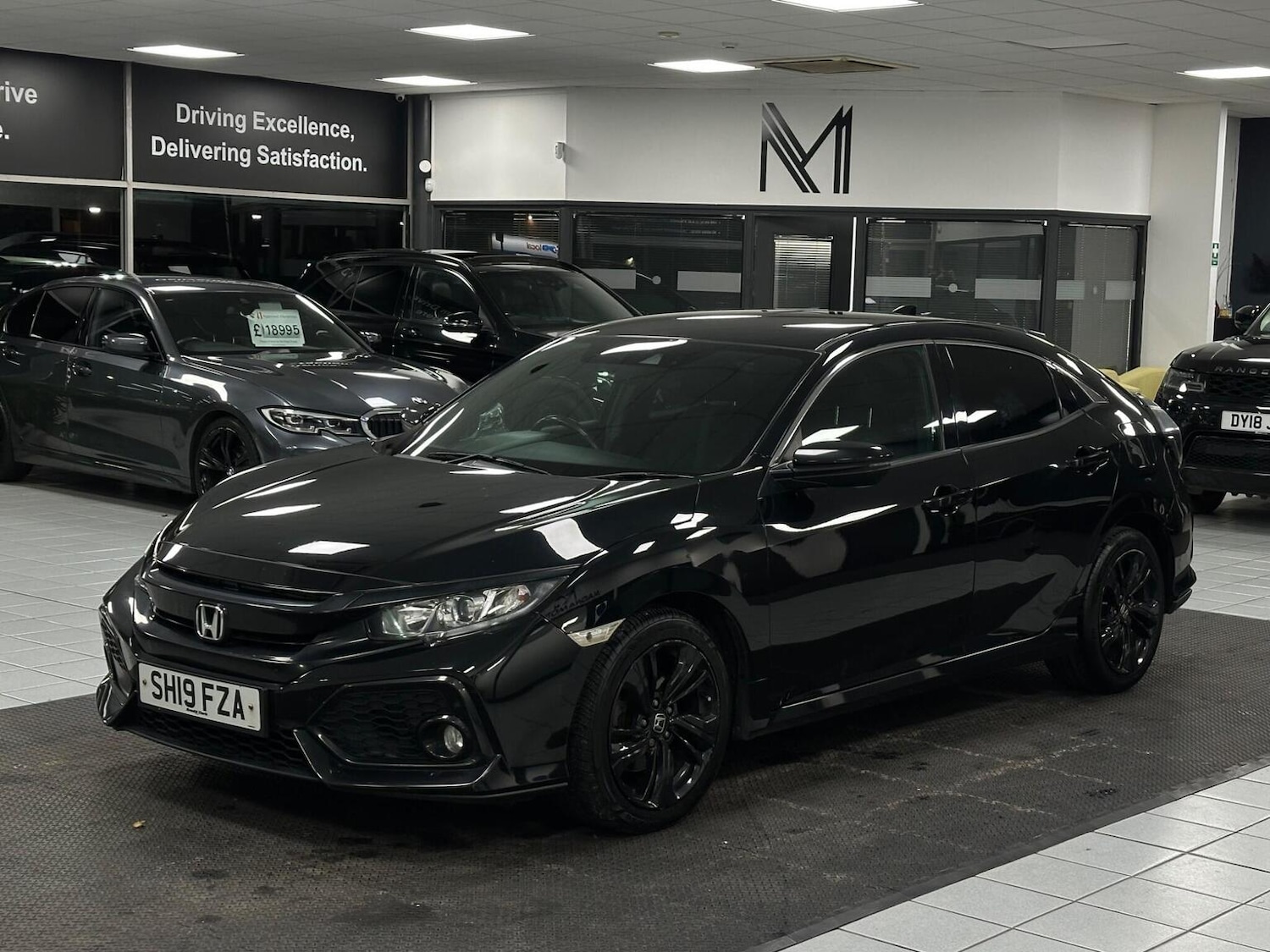 Used Honda Civic 2019 for sale - 76656059: Photo 6