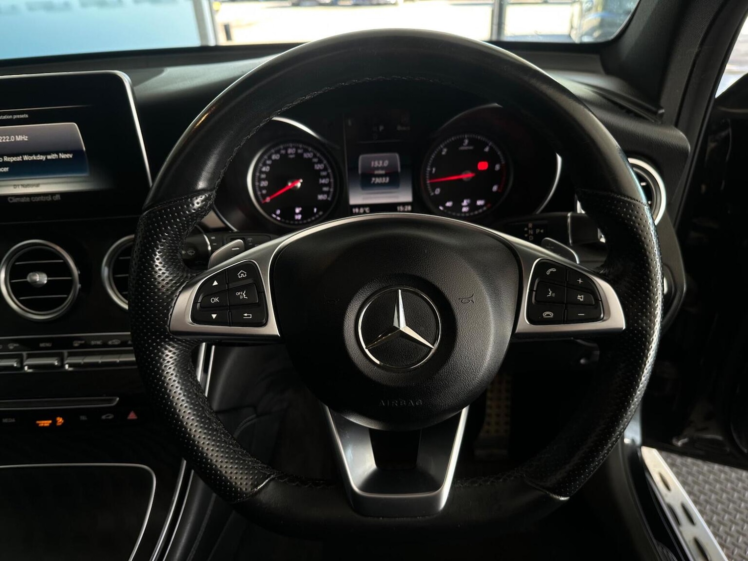 Used Mercedes-Benz GLC 2018 for sale - 76656275: Photo 24