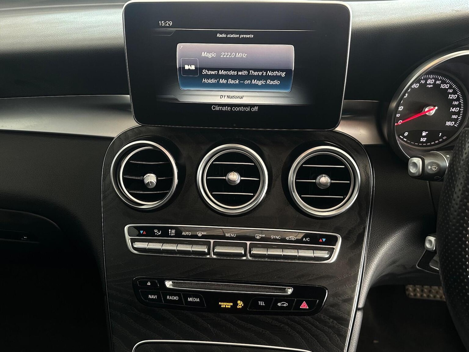 Used Mercedes-Benz GLC 2018 for sale - 76656275: Photo 26