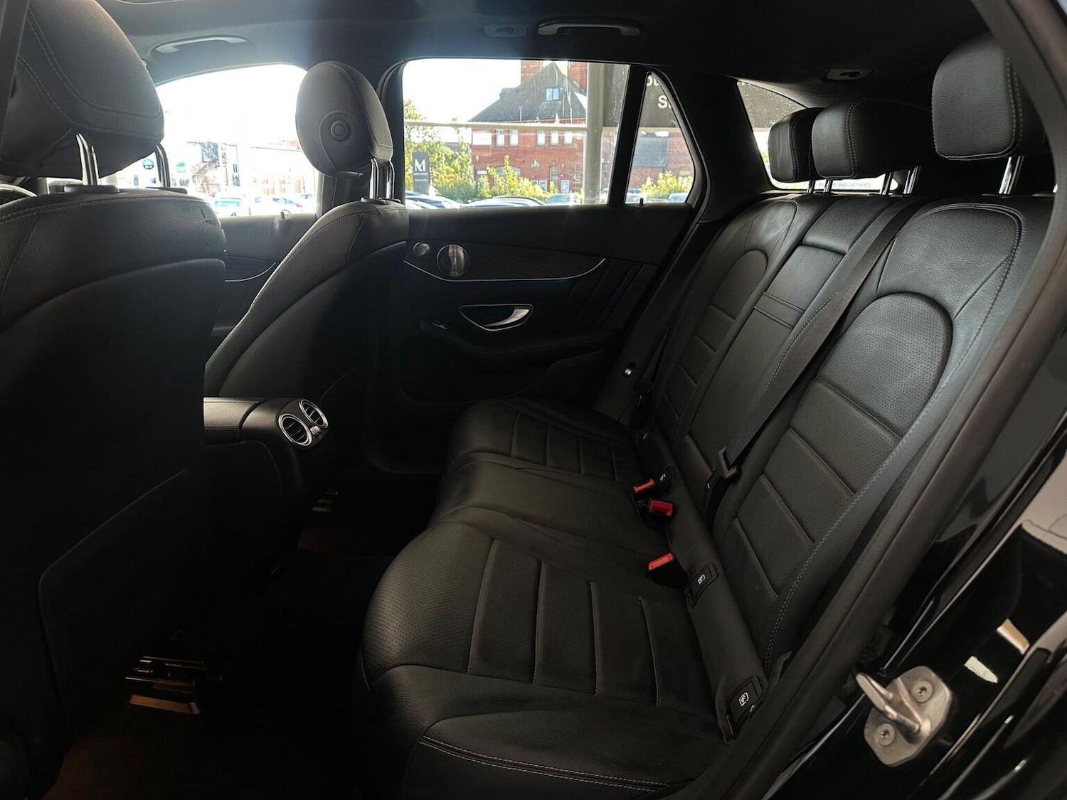 Used Mercedes-Benz GLC 2018 for sale - 76656275: Photo 31