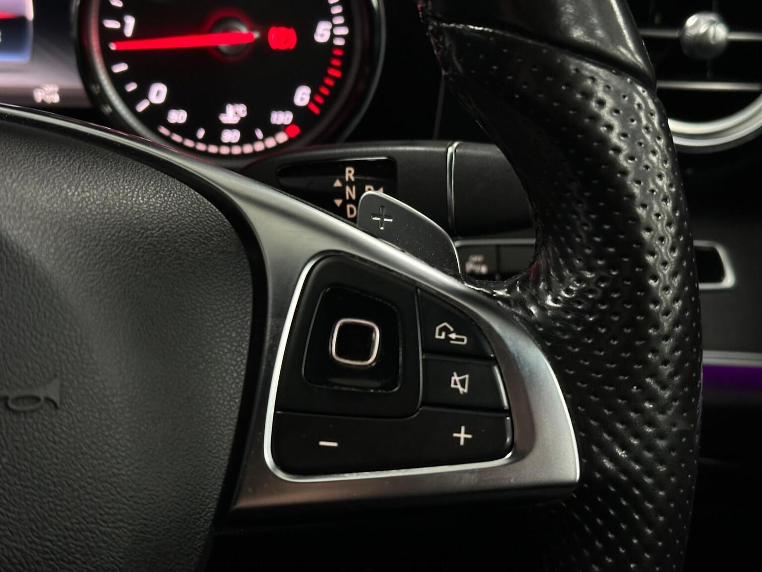 Used Mercedes-Benz E Class 2017 for sale - 77129603: Photo 24