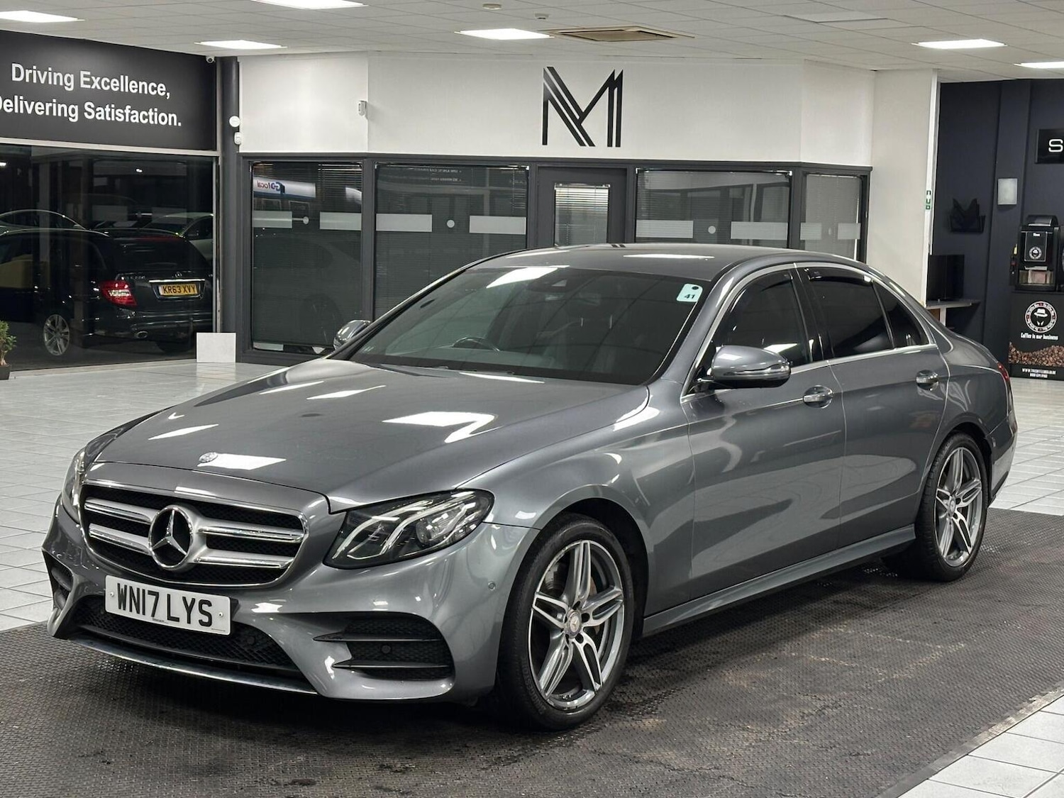 Used Mercedes-Benz E Class 2017 for sale - 77129603: Photo 6