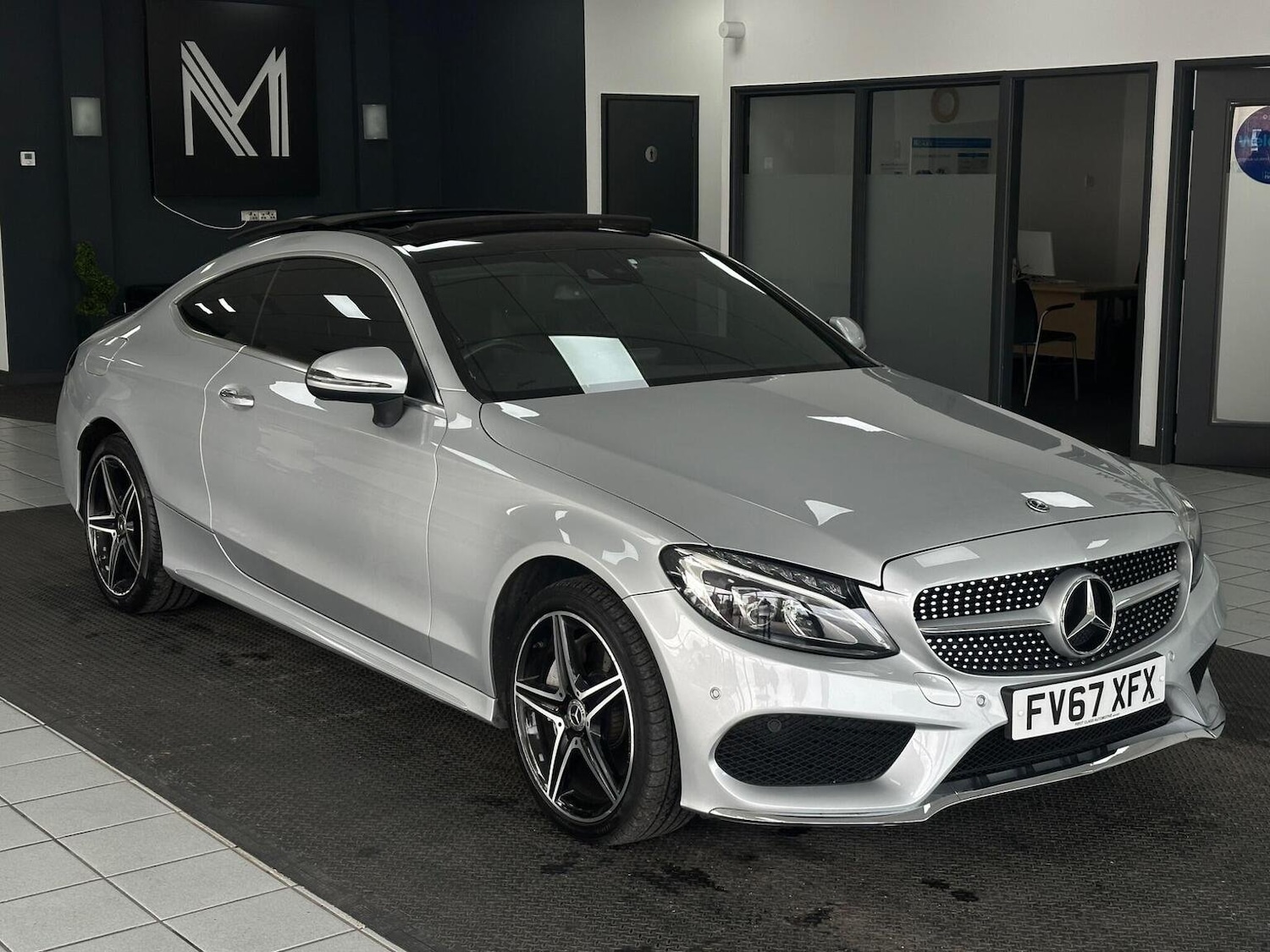 Used Mercedes-Benz C Class 2018 for sale - 77052996: Photo 3