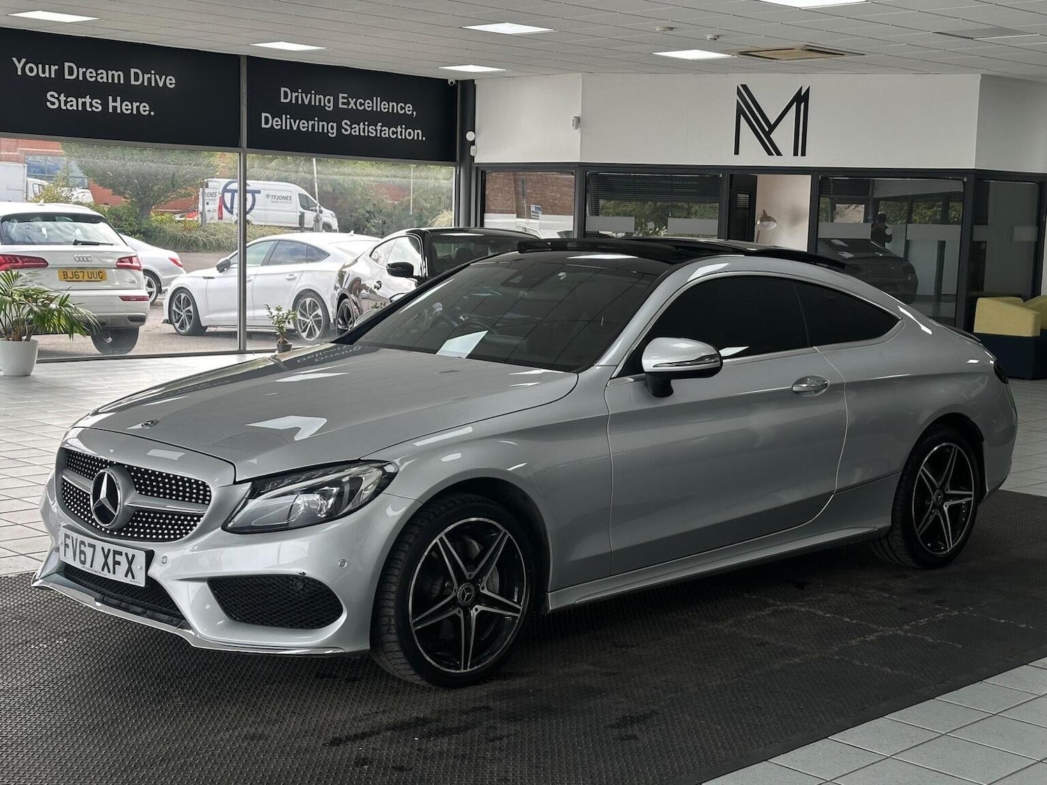 Used Mercedes-Benz C Class 2018 for sale - 77052996: Photo 6