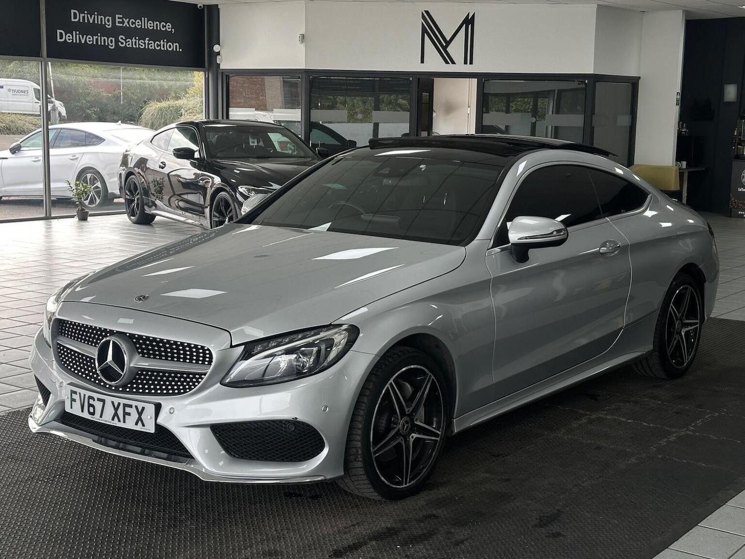 Used Mercedes-Benz C Class 2018 for sale - 77052996: Photo 7